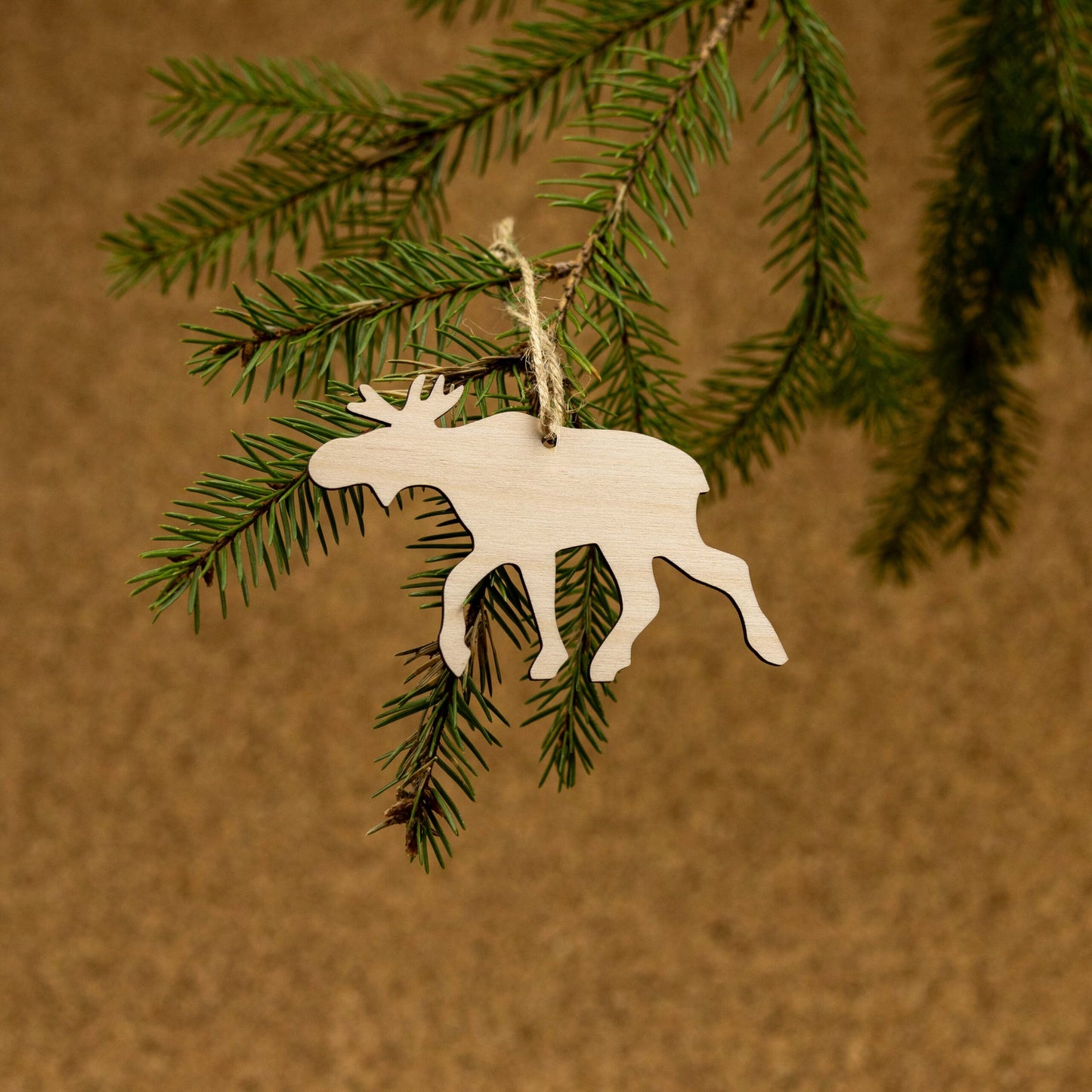 Hirvivasa -kuusenkoriste