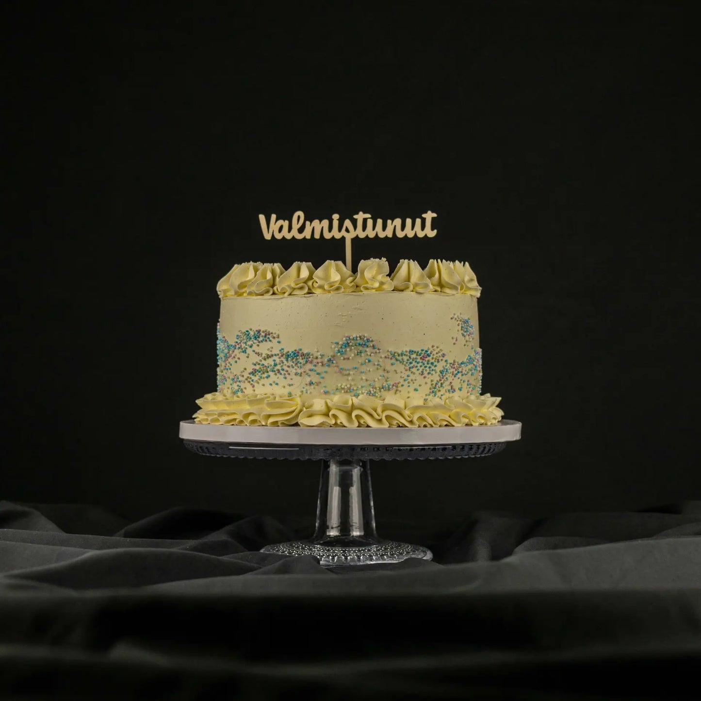 Valmistunut -kakkukoriste