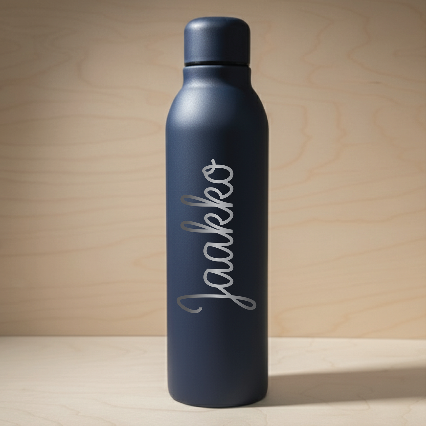 500ml Termospullo kierrätetystä teräksestä - Omalla tekstillä