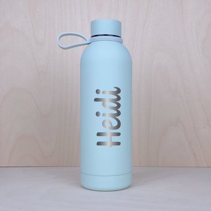 500ml Termospullo omalla tekstillä (10 eri väriä)