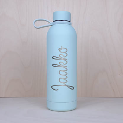 500ml Termospullo omalla tekstillä (10 eri väriä)