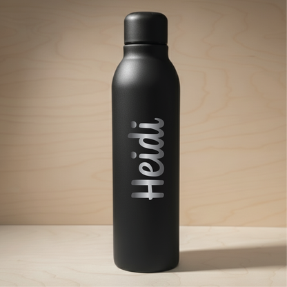 500ml Termospullo kierrätetystä teräksestä - Omalla tekstillä