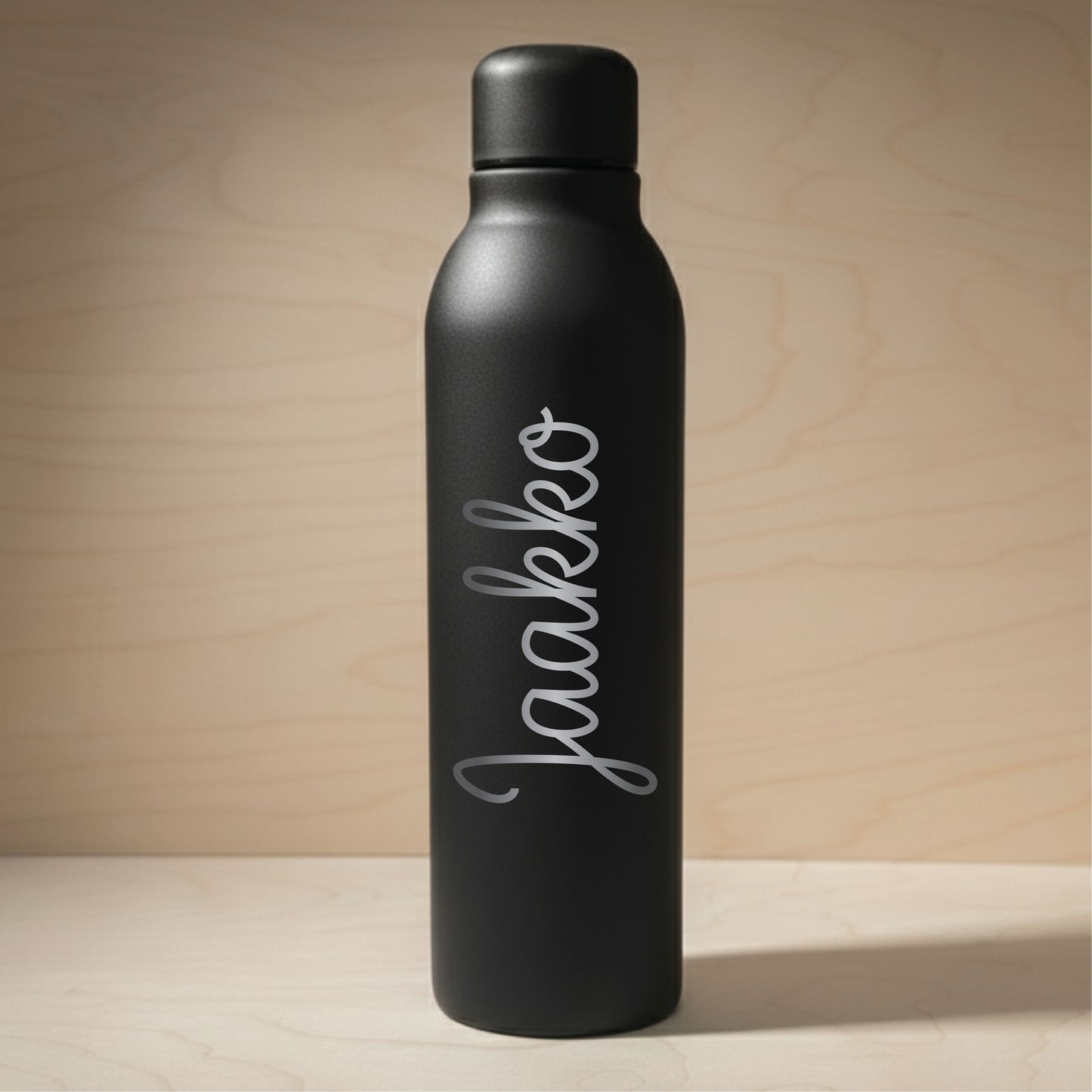 500ml Termospullo kierrätetystä teräksestä - Omalla tekstillä