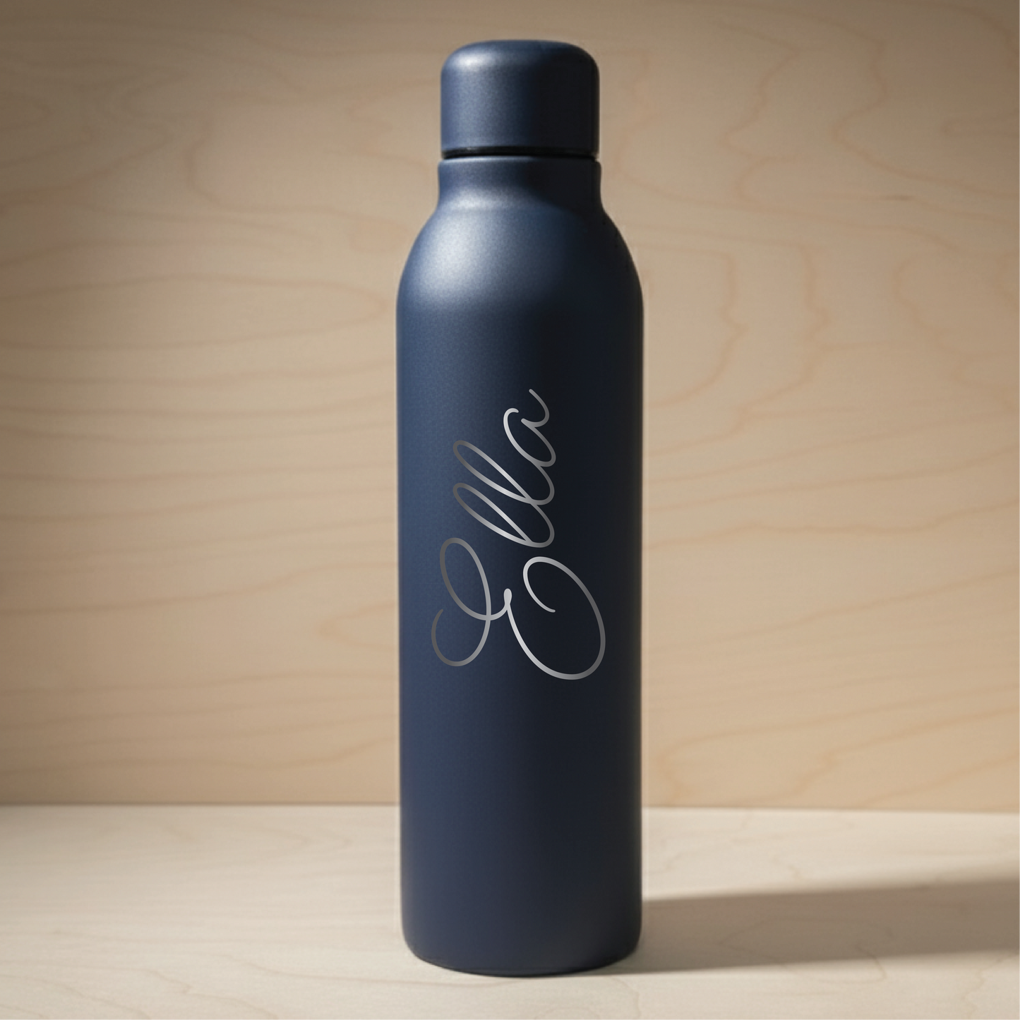 500ml Termospullo kierrätetystä teräksestä - Omalla tekstillä