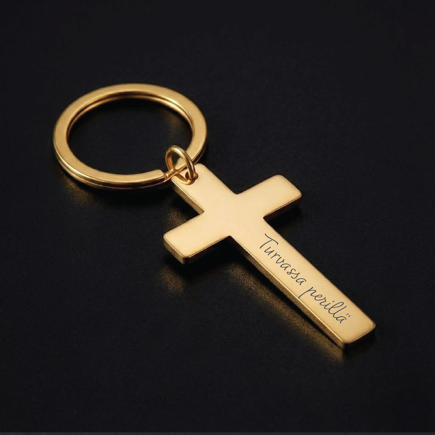 Risti-avaimenperä omalla tekstillä