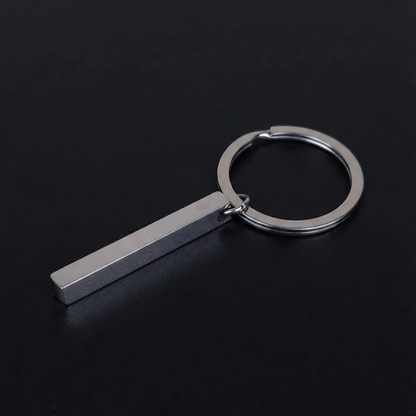 Palkki-avaimenperä omalla tekstillä